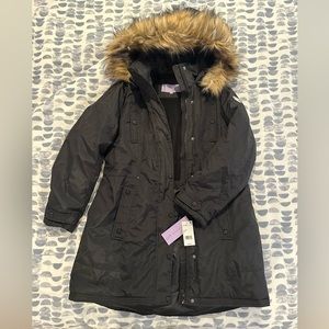 Madden Girl Large Winter Coat with Faux Fur hood